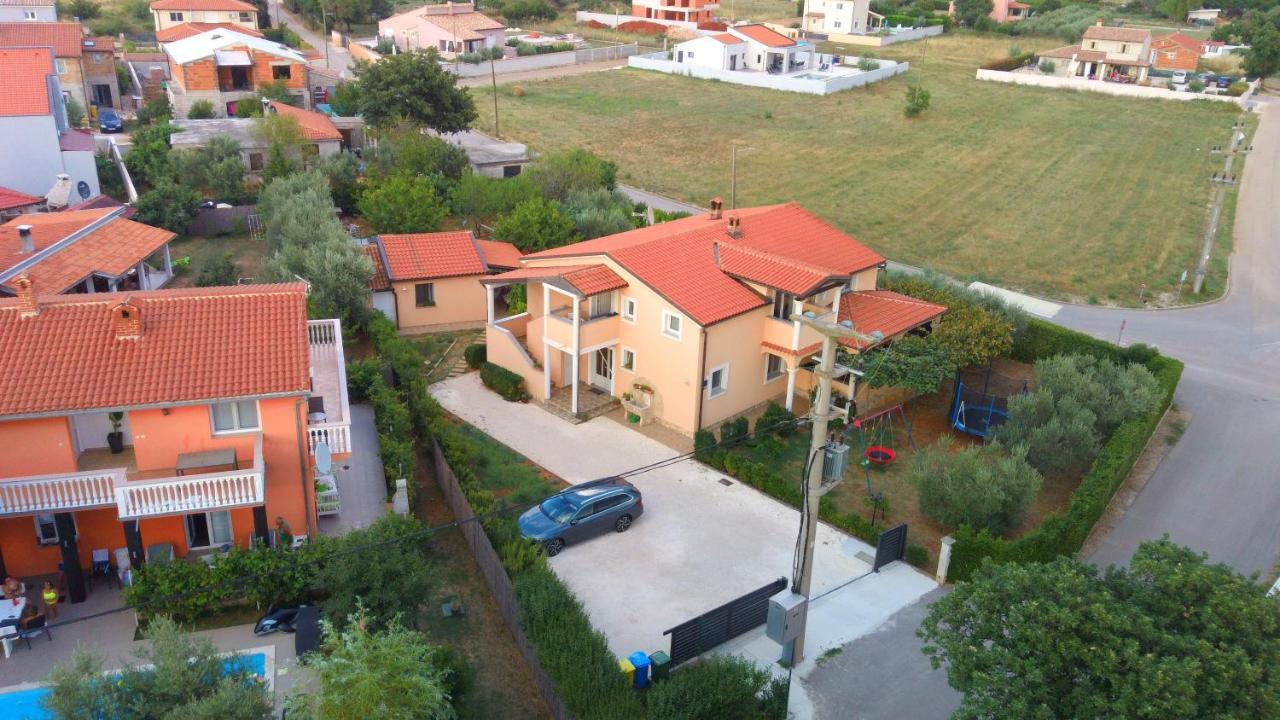 Comfortable Apartment Near Pula Marčana エクステリア 写真