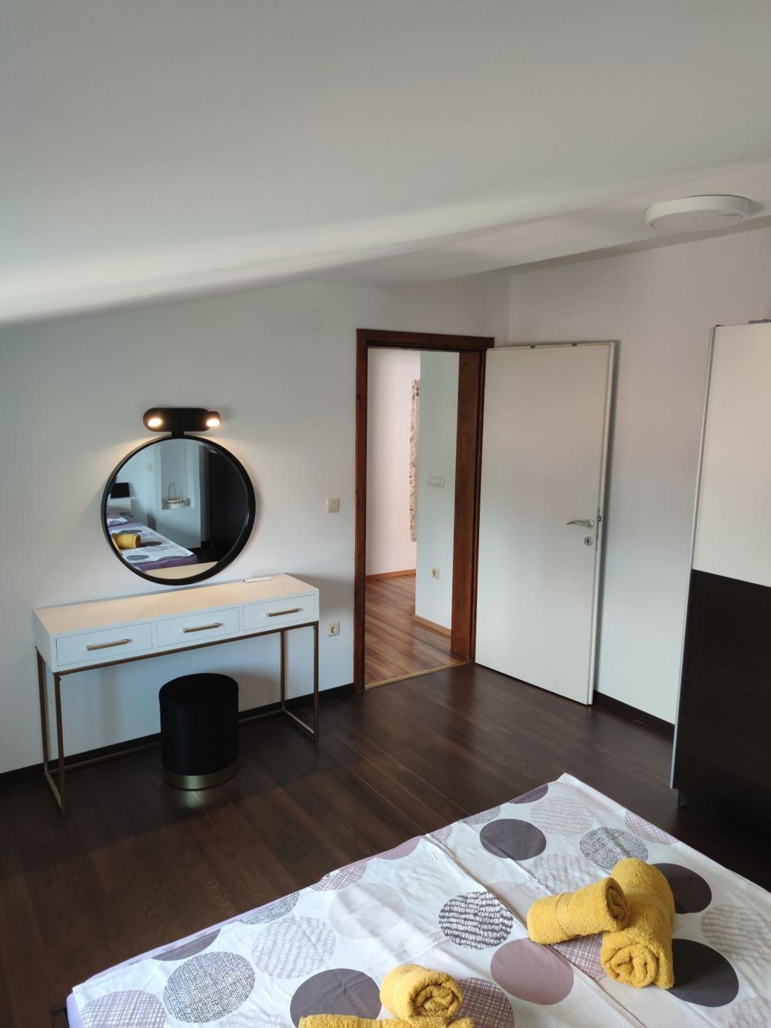 Comfortable Apartment Near Pula Marčana エクステリア 写真